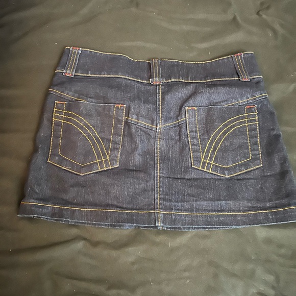 Armor Jeans denim mini skirt - Picture 4 of 4